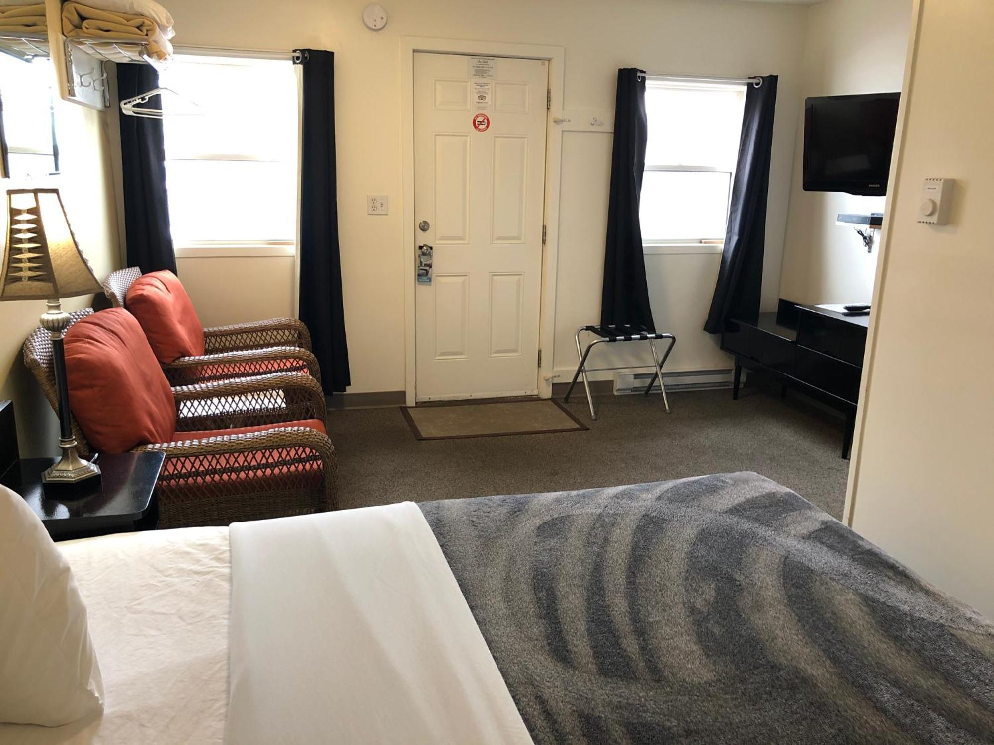 Creston Valley Motel Εξωτερικό φωτογραφία