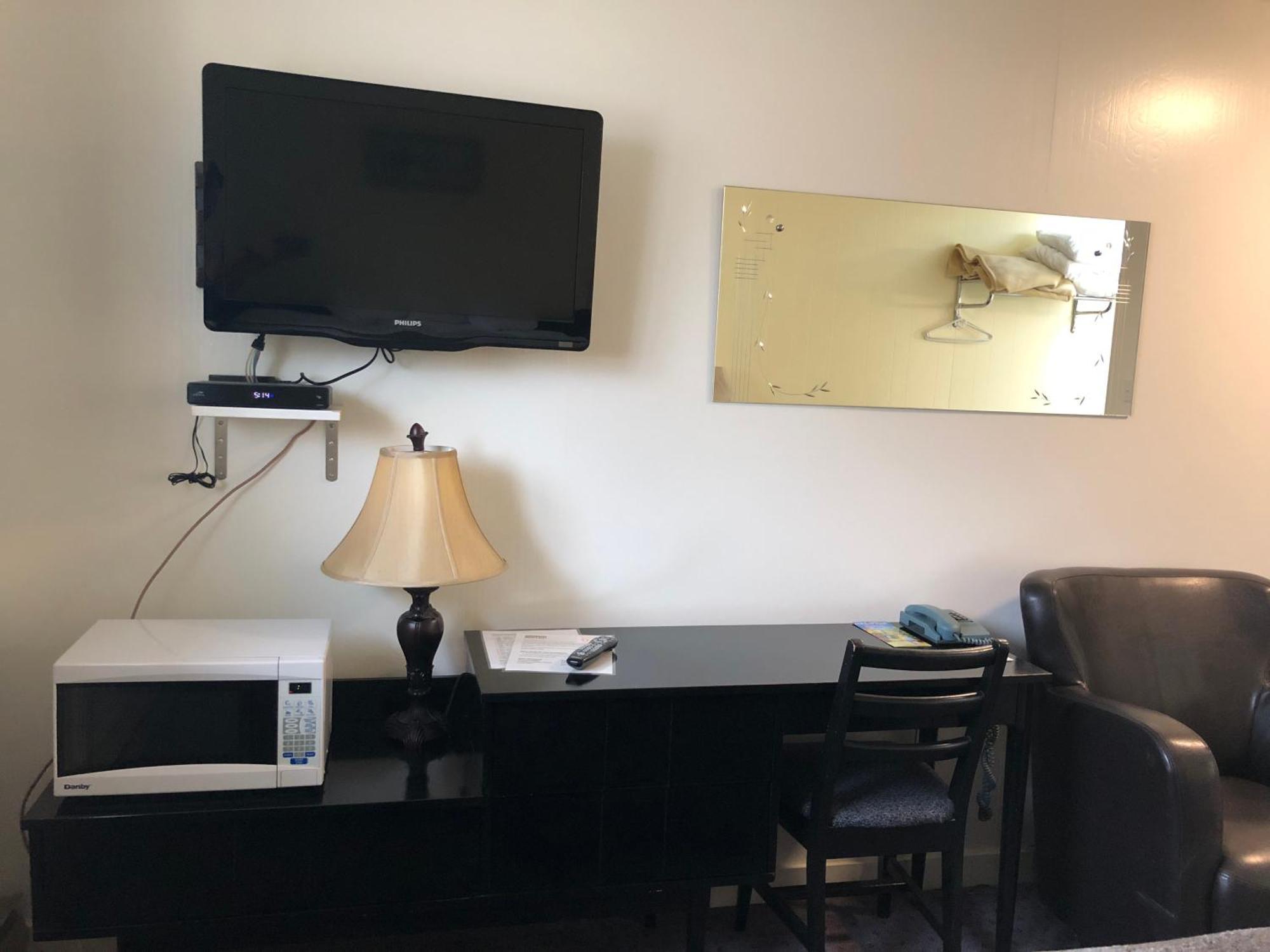 Creston Valley Motel Εξωτερικό φωτογραφία