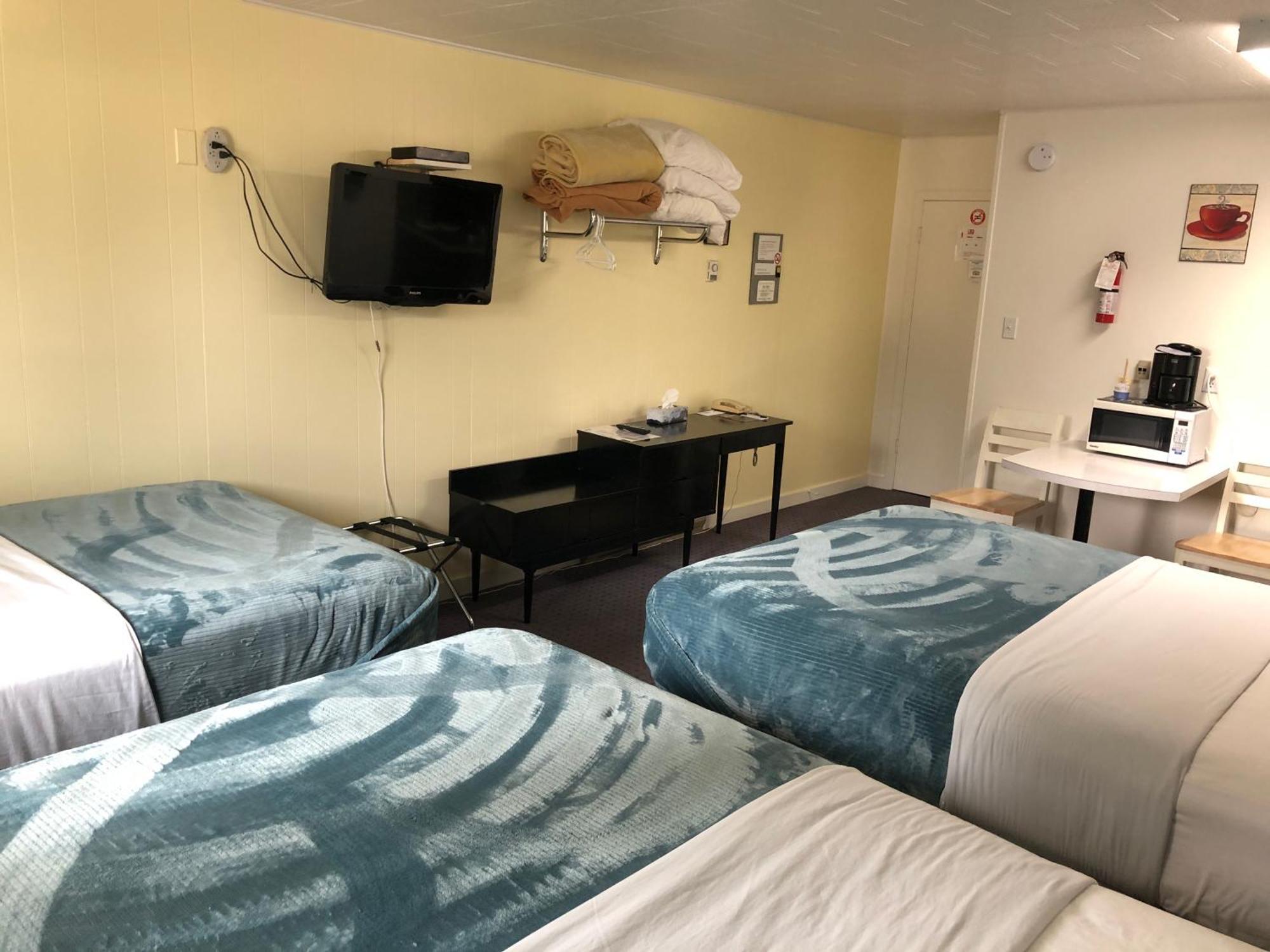 Creston Valley Motel Εξωτερικό φωτογραφία