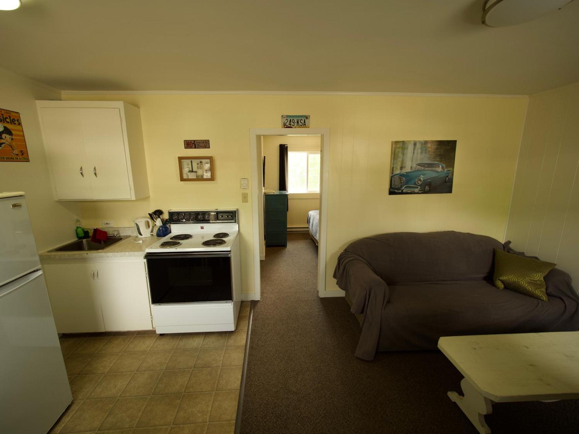 Creston Valley Motel Εξωτερικό φωτογραφία