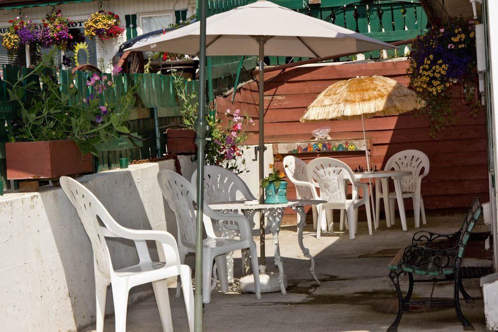 Creston Valley Motel Εξωτερικό φωτογραφία