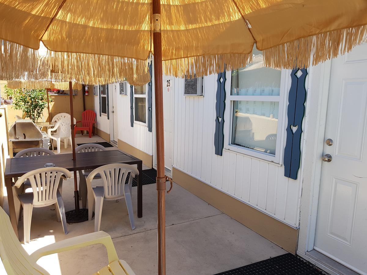 Creston Valley Motel Εξωτερικό φωτογραφία