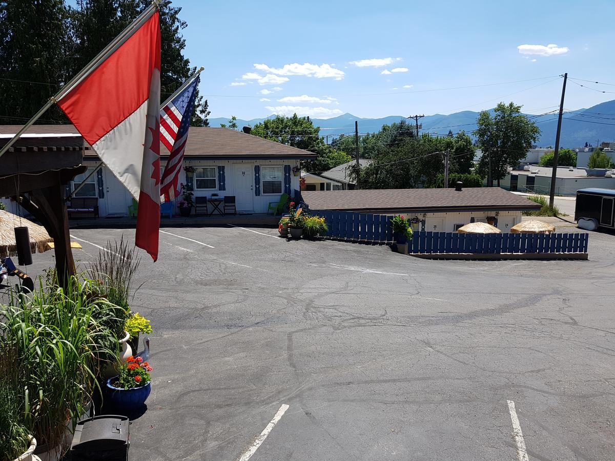 Creston Valley Motel Εξωτερικό φωτογραφία